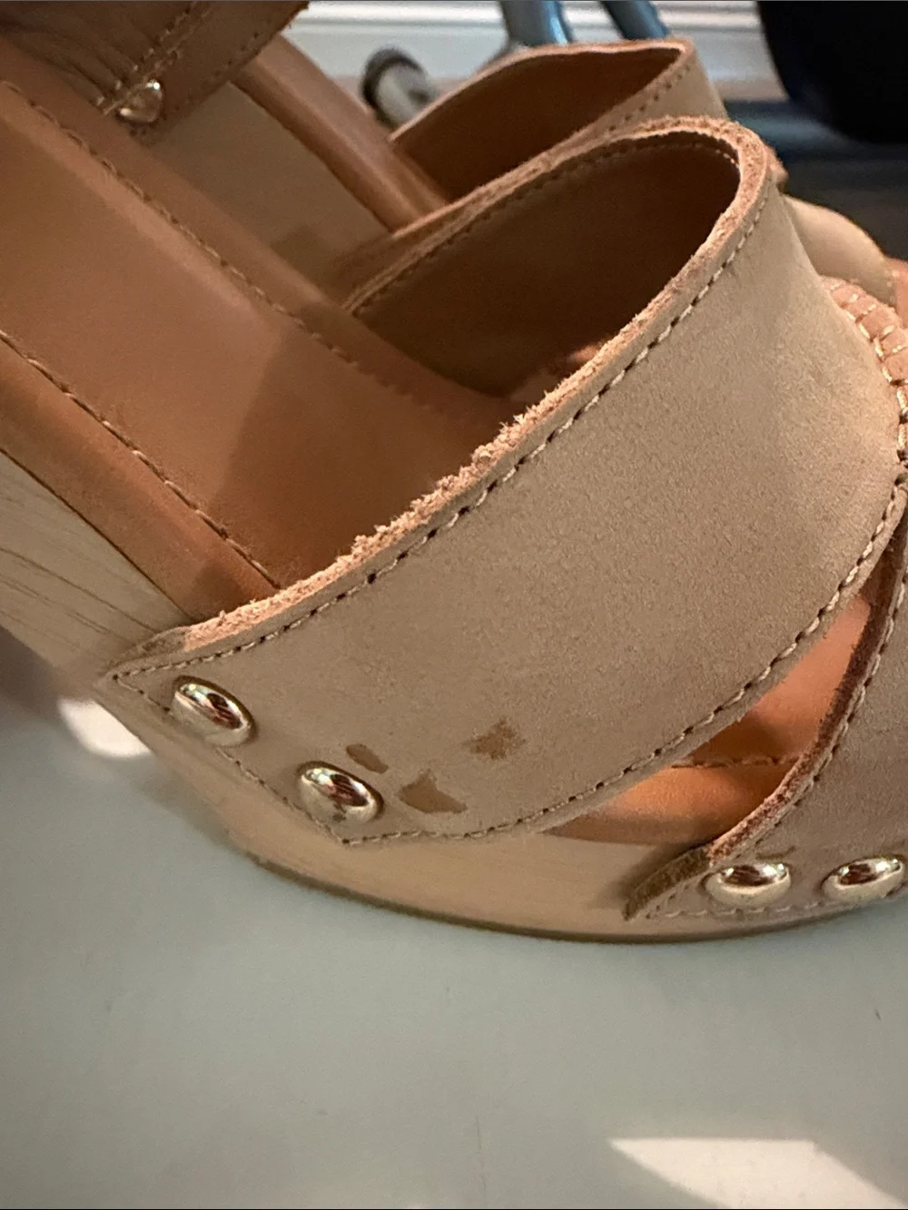 Sun + Stone classic platform